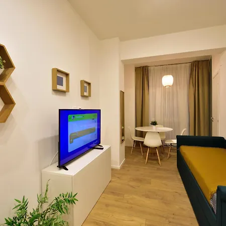 Tanzi 12 - Modern House 아파트