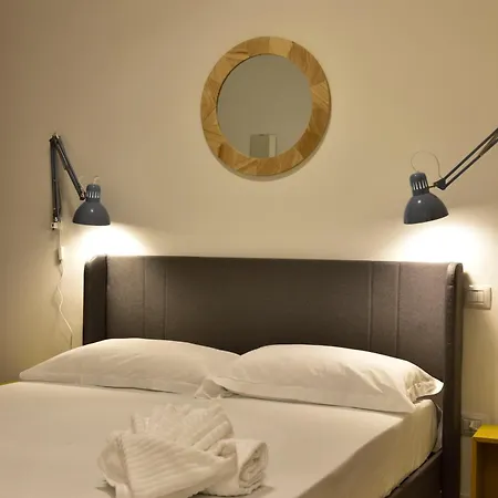 Tanzi 12 - Modern House 바리