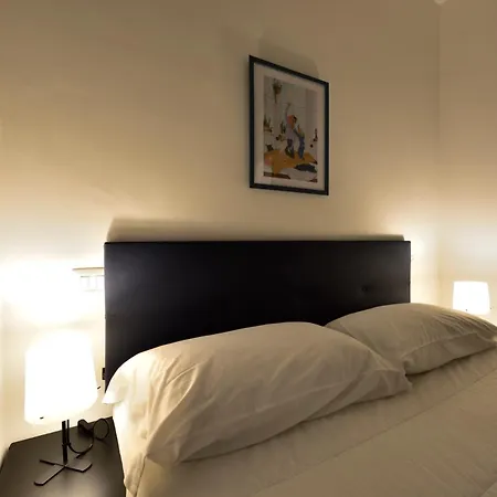 Tanzi 12 - Modern House 아파트