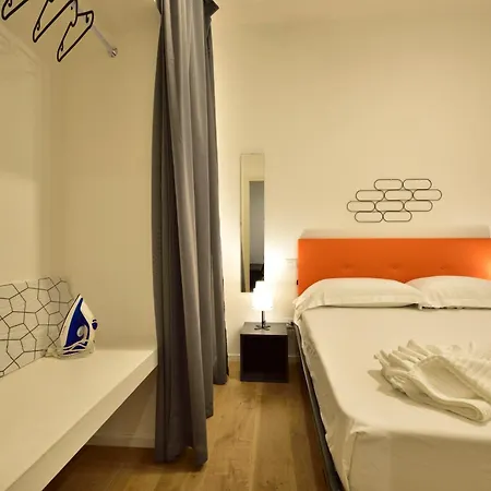 Tanzi 12 - Modern House 바리