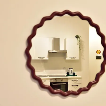 Tanzi 12 - Modern House 아파트