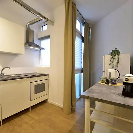 Tanzi 12 - Modern House Appartement Bari