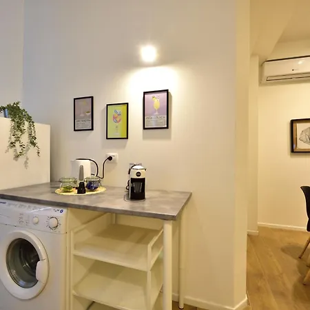 Tanzi 12 - Modern House Apartmán